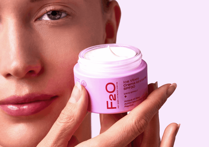 Crema viso per pelle mista: come idratare senza appesantire quando fa caldo